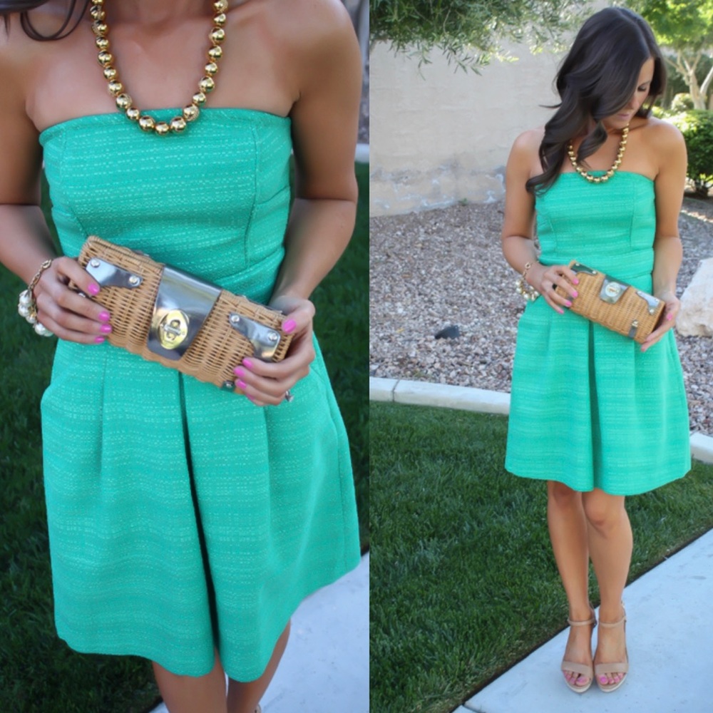 Banana Republic Women's Size 4 Strapless Green Tweed Dress With Pockets